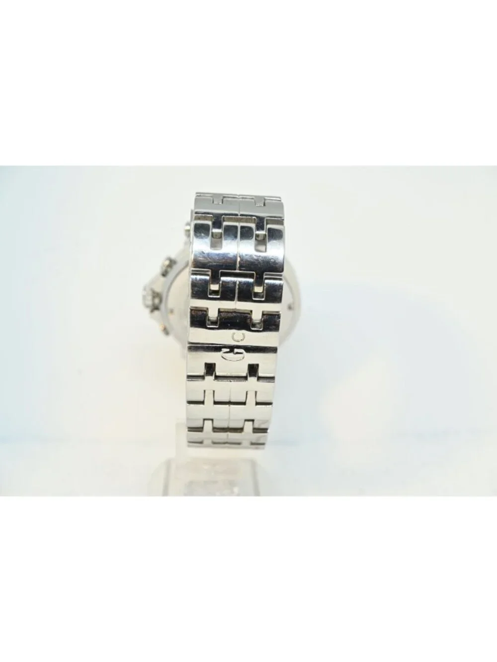 Gc Guess Collection G34500G1 Mens Chrono White Dial Stainless Steel Watch 41mm